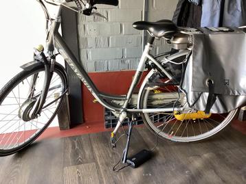 Batavus Monaco E-go te koop, 47 à 51 cm, Batavus, 50 km par batterie ou plus, Comme neuf