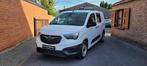 Opel Combo 5 zitplaatsen /lichte vracht (bj 2020), Auto's, Bestelwagens en Lichte vracht, Voorwielaandrijving, 75 kW, Stof, Gebruikt