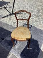 Ancienne chaise style Louis 15