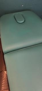 Table de massage Naggura 2 plans , électrique couleur vert c, Comme neuf, Table de massage