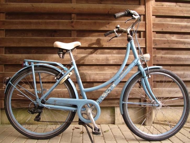 Twee damesfietsen in Tielt - Winge, Fietsen en Brommers, Fietsen | Dames | Damesfietsen, Zo goed als nieuw, Versnellingen, Ophalen