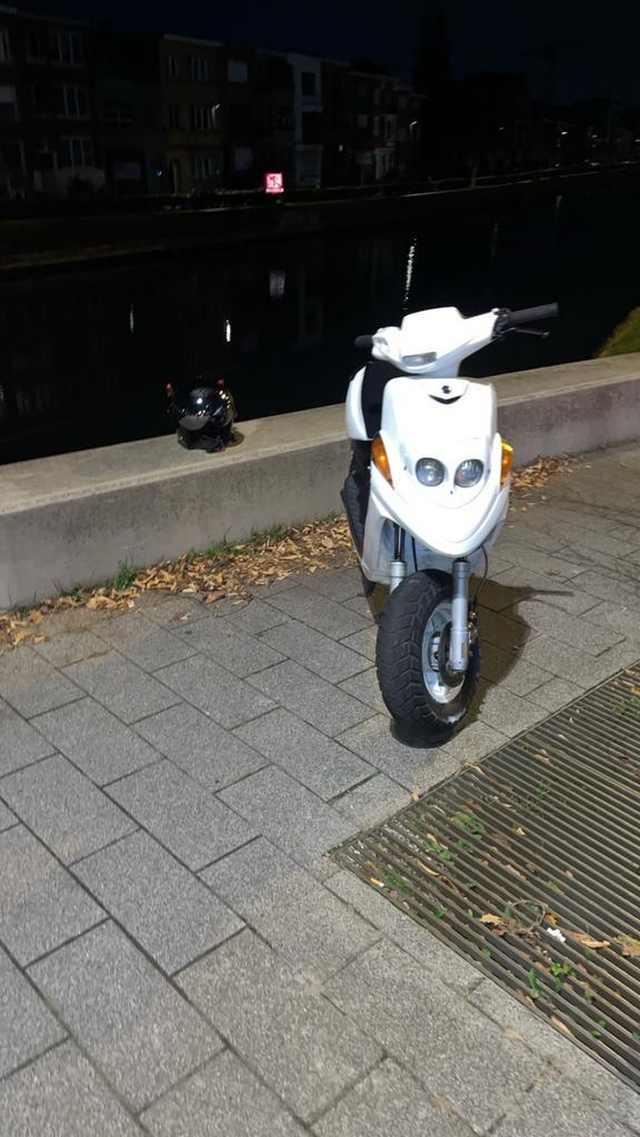 Mbk next generation, Fietsen en Brommers, Scooters | Yamaha, Gebruikt, Overige modellen, Klasse A (25 km/u), Tweetakt, Ophalen