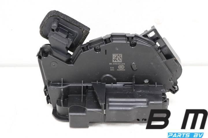 Portierslot rechtsvoor VW Arteon 5TB837016, Auto-onderdelen, Interieur en Bekleding, Gebruikt