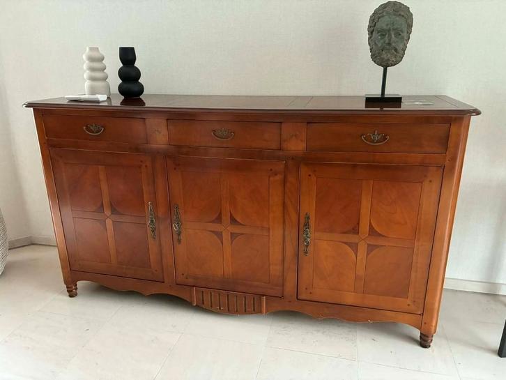 Massief kerselare dressoir, Huis en Inrichting, Kasten | Dressoirs, Gebruikt, 150 tot 200 cm, 50 tot 75 cm, Met lade(s), Met deur(en)