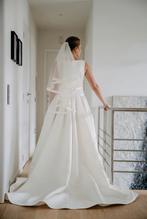 robe de mariée en soie de couleur ivoire de San Patrick, Vêtements | Femmes, Vêtements de mariage & Accessoires de mariage, Comme neuf