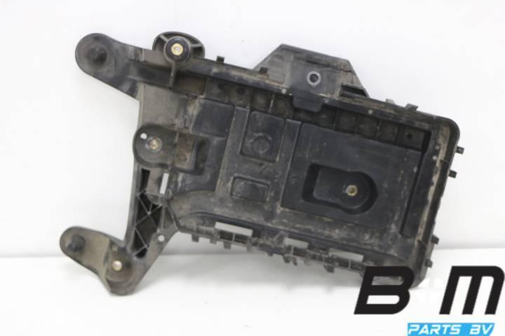 Accubak VW Eos 1K0915333H, Auto-onderdelen, Carrosserie, Gebruikt