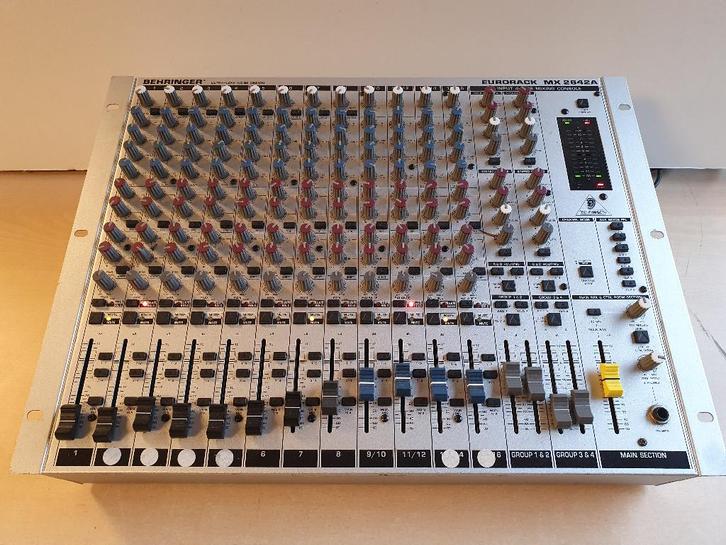 Behringer Eurorack MX2642A, Muziek en Instrumenten, Mengpanelen, Ophalen of Verzenden