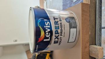 levis hout primer  beschikbaar voor biedingen