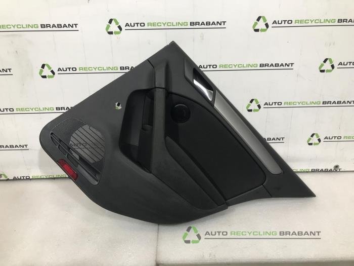 Revêtement portière 4portes arrière droite d'un Volkswage, Autos : Pièces & Accessoires, -, 3 mois de garantie, Utilisé, -