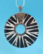 HangerHPS-15: Parelmoer/beschilderd zwart-Ø 5cm.+ zilver 925, Met hanger, Verzenden, Zwart, Nieuw