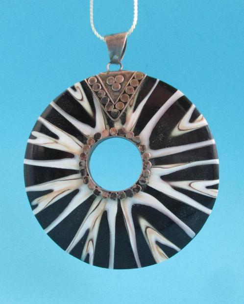 HangerHPS-15: Parelmoer/beschilderd zwart-Ø 5cm.+ zilver 925, Handtassen en Accessoires, Kettingen, Nieuw, Steen of Mineraal, Zwart