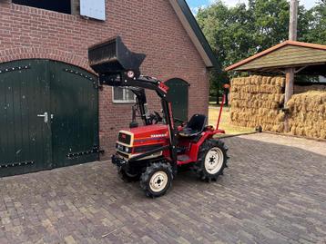 Yanmar mini tractor met voorlader beschikbaar voor biedingen