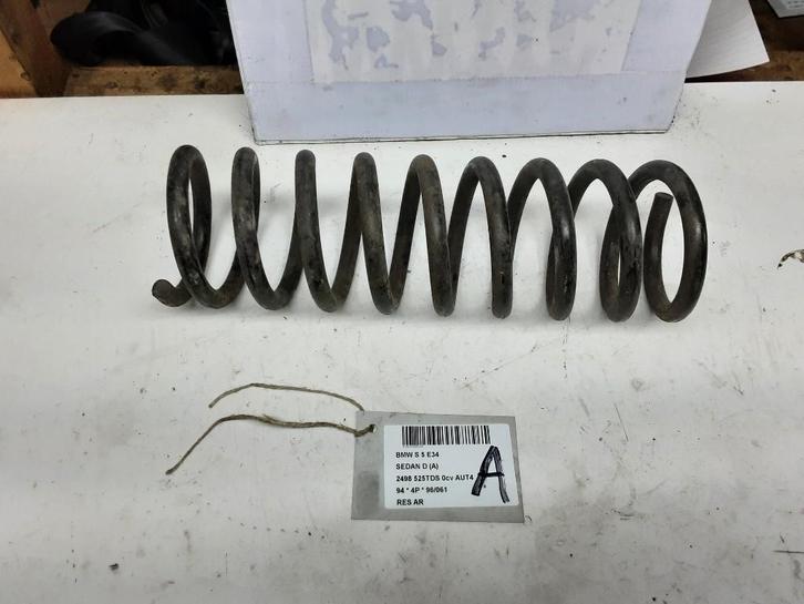 SCHROEFVEER ACHTER BMW 5 serie (E34) (06-1987/12-1995), Auto-onderdelen, Ophanging en Onderstel, BMW, Gebruikt