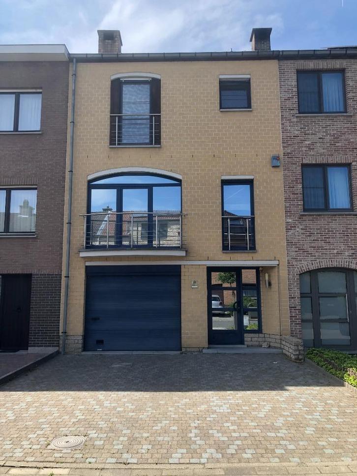 Instapklare bel-étage VILVOORDE, Immo, Huizen en Appartementen te koop, Provincie Vlaams-Brabant, tot 200 m², Tussenwoning