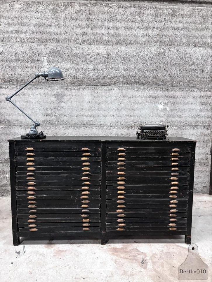 Grote antieke drukkerijkast 36 laden, Antiek en Kunst, Curiosa en Brocante, Ophalen of Verzenden