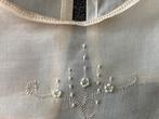 Vêtements anciens pour bébés, batiste, haut brodé, Antiquités & Art, Envoi, Enfants