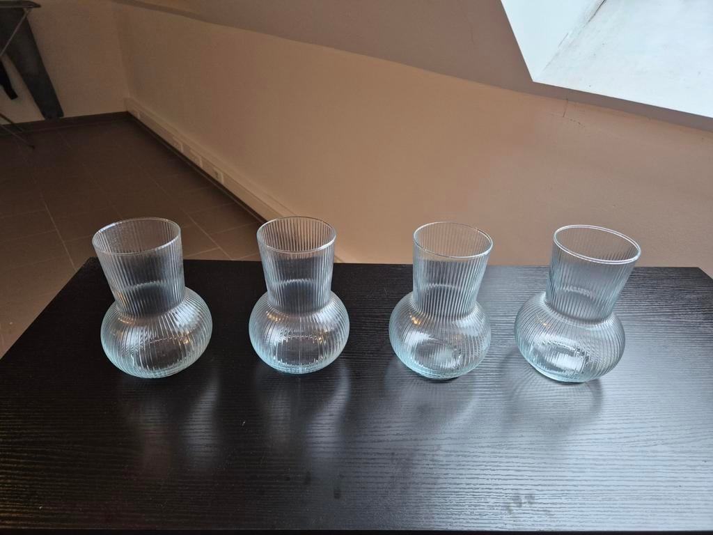 20 vases en verre, Enlèvement ou Envoi