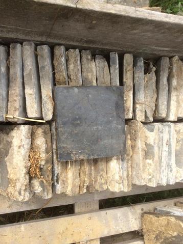 carrelage vintage en pierre naturelle (calcaire) 20x20cm