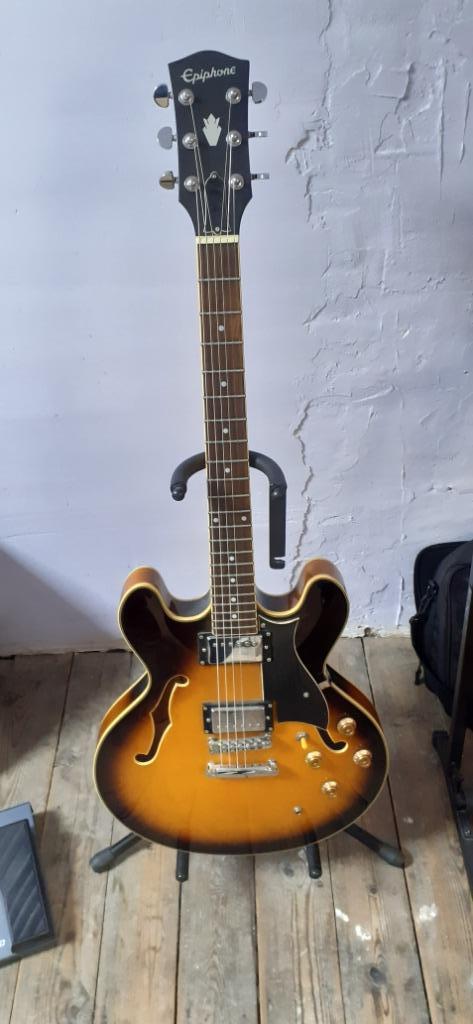 Epiphone ES335 Japan, Muziek en Instrumenten, Snaarinstrumenten | Gitaren | Elektrisch, Zo goed als nieuw, Semi-solid body, Epiphone