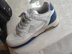 Off-White Out Of Office - Size 44, Ophalen