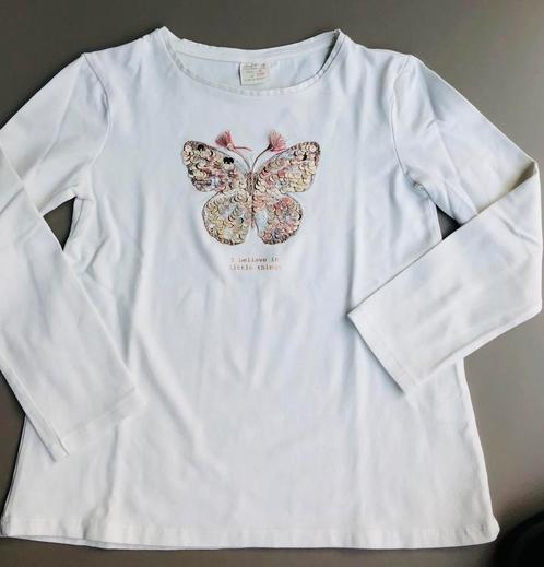 Wit t-shirt vlinder Zara maat 128, Kinderen en Baby's, Kinderkleding | Maat 128, Zo goed als nieuw, Meisje, Shirt of Longsleeve