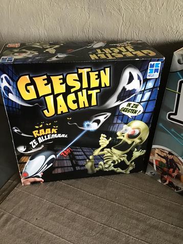 Geesten jacht ,, leukspel , halloween beschikbaar voor biedingen