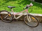 Vélo fille - XS 140-156 cm. Repeint. A remettre en état., Ophalen, Gebruikt, Décathlon, Handrem