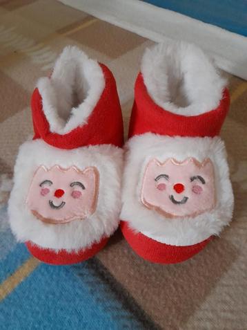 Chaussons de Noël taille 21 NEUF