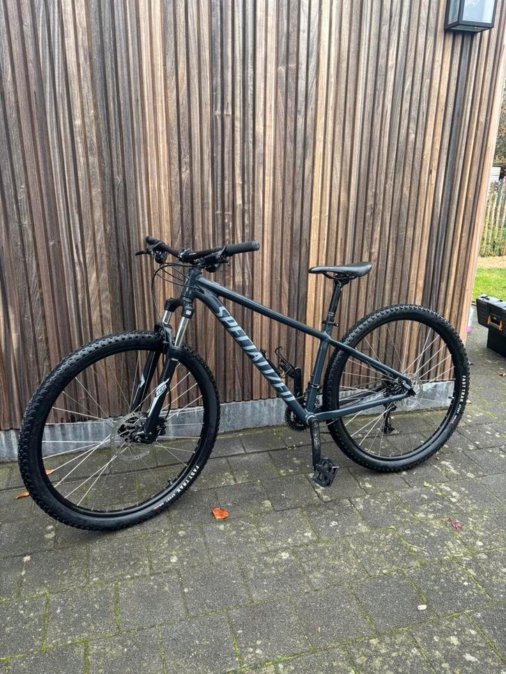Specialized rockhopper sport M, Fietsen en Brommers, Fietsen | Mountainbikes en ATB, Zo goed als nieuw, Heren, Overige merken
