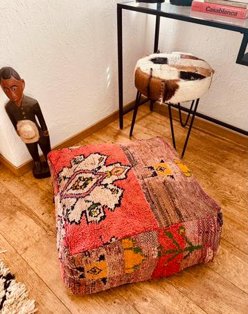 Schitterende, boho chique, marokkaanse berber zitkussens beschikbaar voor biedingen