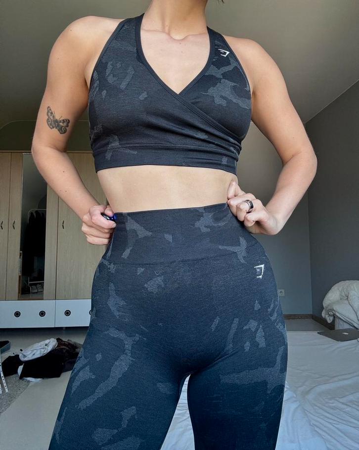 Adapt camo sportbra legging set gym fitness gymshark, Kleding | Dames, Sportkleding, Zo goed als nieuw, Fitness of Aerobics, Maat 36 (S)