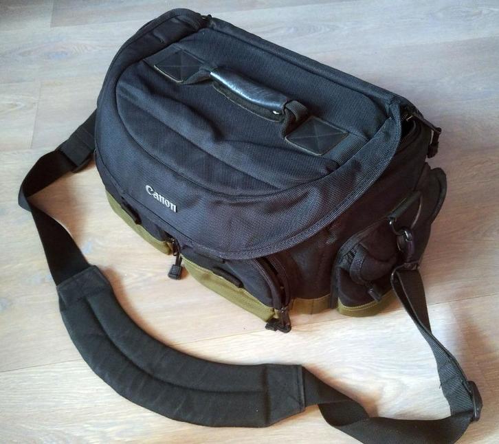 Grote Canon cameratas, Audio, Tv en Foto, Foto | Cameratassen, Zo goed als nieuw, Schoudertas, Canon, Ophalen of Verzenden