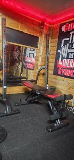 Bench/squat rack met bankje, Sport en Fitness, Ophalen, Gebruikt, Rug, Fitnessbank