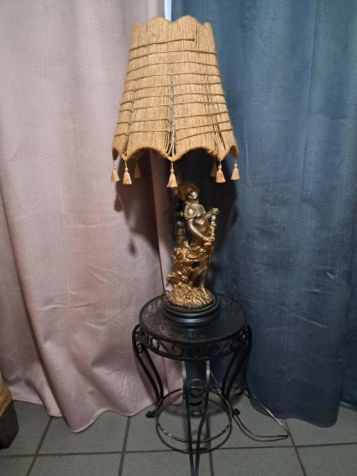 Guéridon, Antiquités & Art, Antiquités | Meubles | Tables, Enlèvement