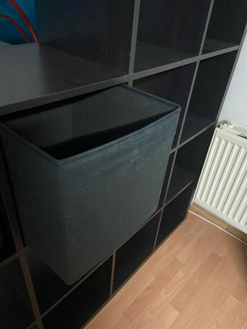 Nieuwe kast, Enlèvement