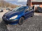 Peugeot 307 1.4benzien km80.000 bj 2001 is gekeurd voor vrk, Voorwielaandrijving, Stof, Zwart, 4 cilinders