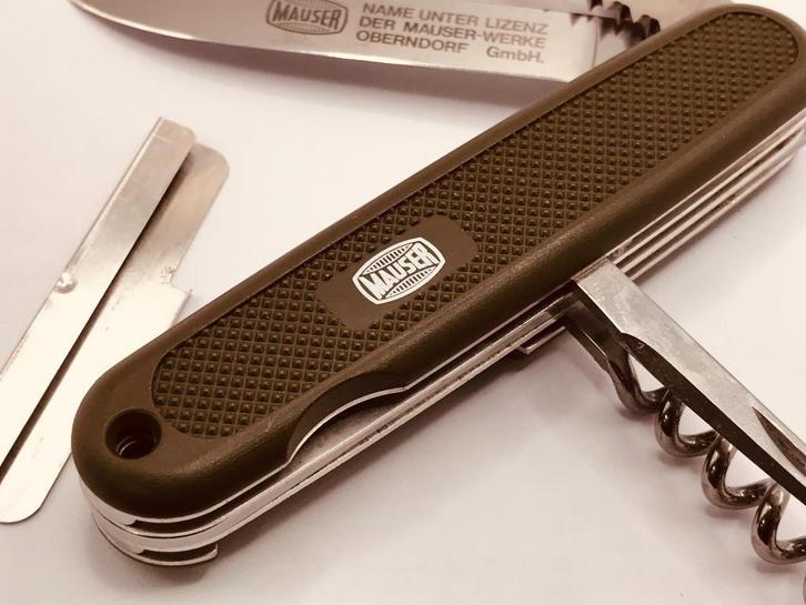 Victorinox Mauser 108mm USED nice condition No Box, Caravans en Kamperen, Kampeergereedschap, Gebruikt, Verzenden