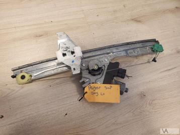 Peugeot 308 2007 -2012 raammechaniek linksvoor met motor €20 beschikbaar voor biedingen