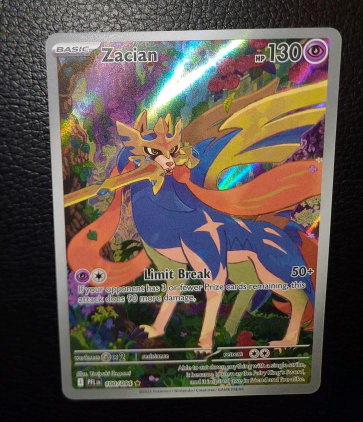 Modern Era: Zacian 100/094 IR Phantasmal Flames, Hobby en Vrije tijd, Verzamelkaartspellen | Pokémon, Ophalen of Verzenden