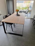 Massief eiken tafel met stalen onderstel, Immo