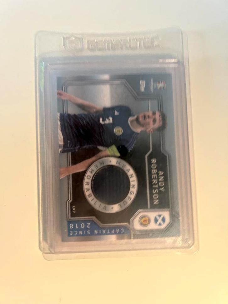 Andy Robertson match worn patch, Hobby & Loisirs créatifs, Autocollants & Images, Neuf, Image, Enlèvement ou Envoi