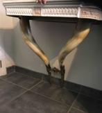unieke tafel in franse stijl met onderstel stierenhoorn, Ophalen