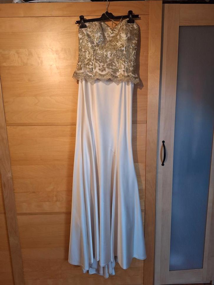 Lange jurk zonder bandjes. Avond-/trouwjurk. BIJ 38, Kleding | Dames, Gelegenheidskleding, Zo goed als nieuw, Maat 38/40 (M), Wit
