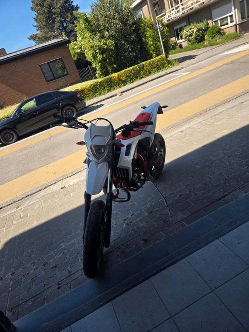 Beta rr 50 sport, Fietsen en Brommers, Brommers | Crossbrommers, Zo goed als nieuw, Ophalen