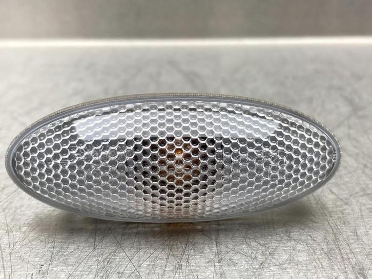 KNIPPERLICHT SCHERM RECHTS VOOR Toyota Corolla (E12), Auto-onderdelen, Verlichting, Toyota, Gebruikt