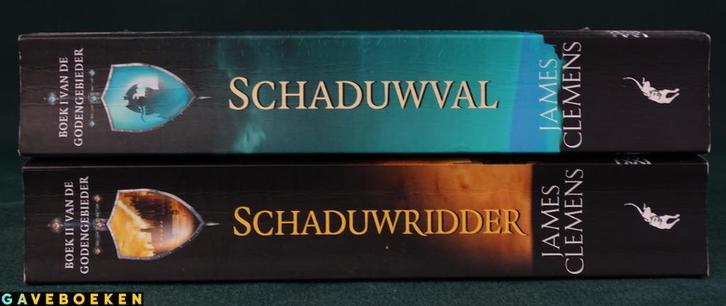 Godengebieder - James Clemens - Luitingh Sijthoff - 2x -, Boeken, Fantasy, Gelezen, Ophalen of Verzenden