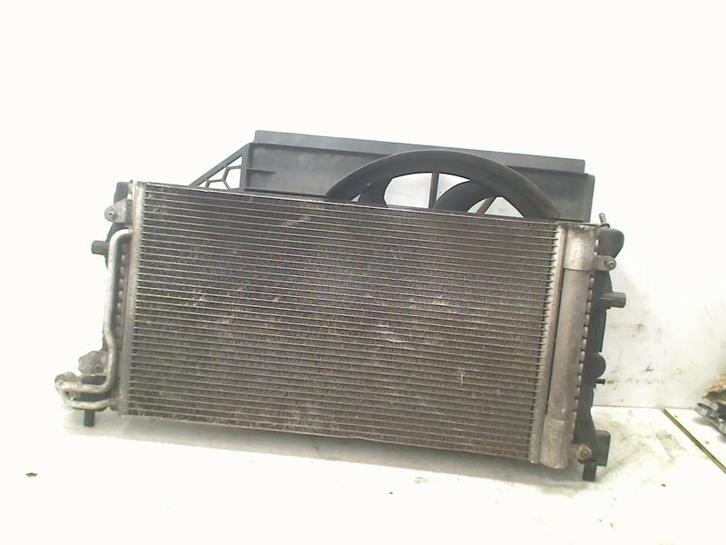 RADIATEUR COMPLEET Volkswagen Polo V (6R) (6R0820411D), Auto-onderdelen, Airco en Verwarming, Volkswagen, Gebruikt