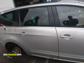 Portier 4Deurs rechts-achter van een Peugeot 5008 (EZRC) beschikbaar voor biedingen