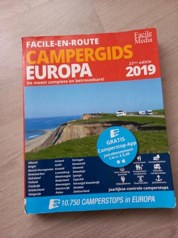 Réservez le guide des camping-cars Europe 2019
