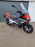 Aprilia Sr Max 125cc 11kw Als nieuw!!, Motoren, Scooter, Particulier, 125 cc, 11 kW of minder
